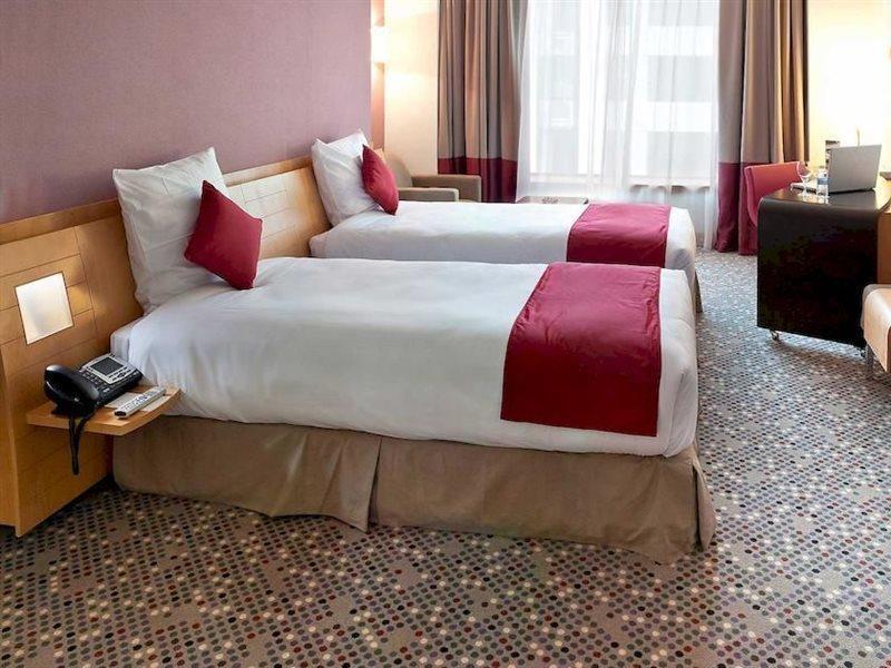 Novotel Dammam Business Park Екстер'єр фото